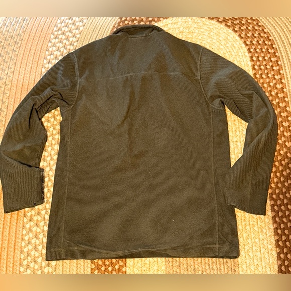Patagonia Men's Gray and Black Pullover, Men’s Size Medium - Picture 2 of 4